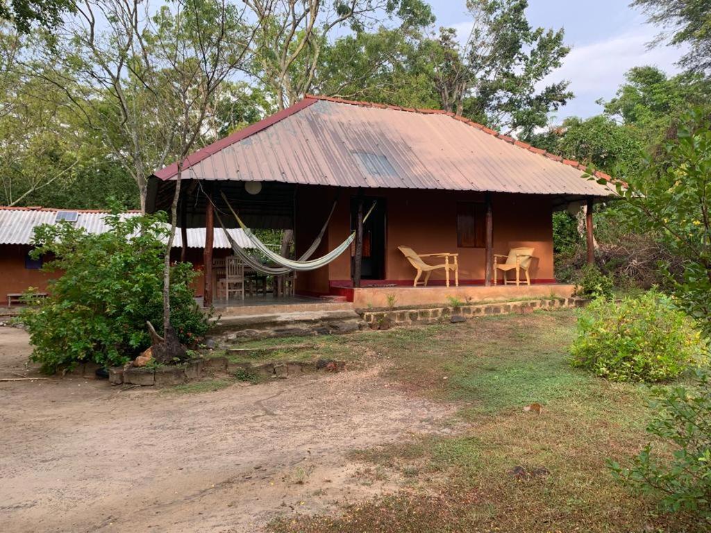 Sahana Retreat Buttala ภายนอก รูปภาพ