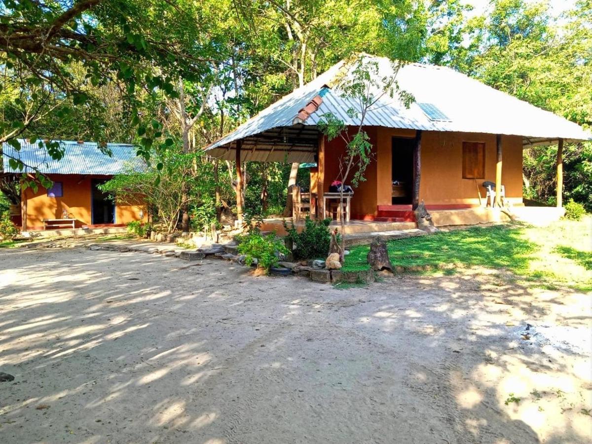 Sahana Retreat Buttala ภายนอก รูปภาพ
